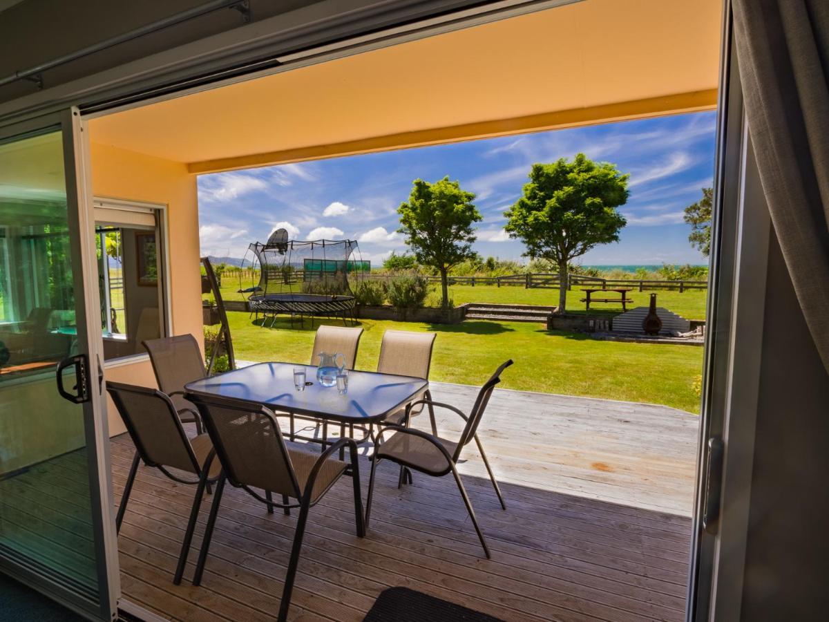 La Casa Al Mare - Golden Bay Beach House Tasman Exterior foto